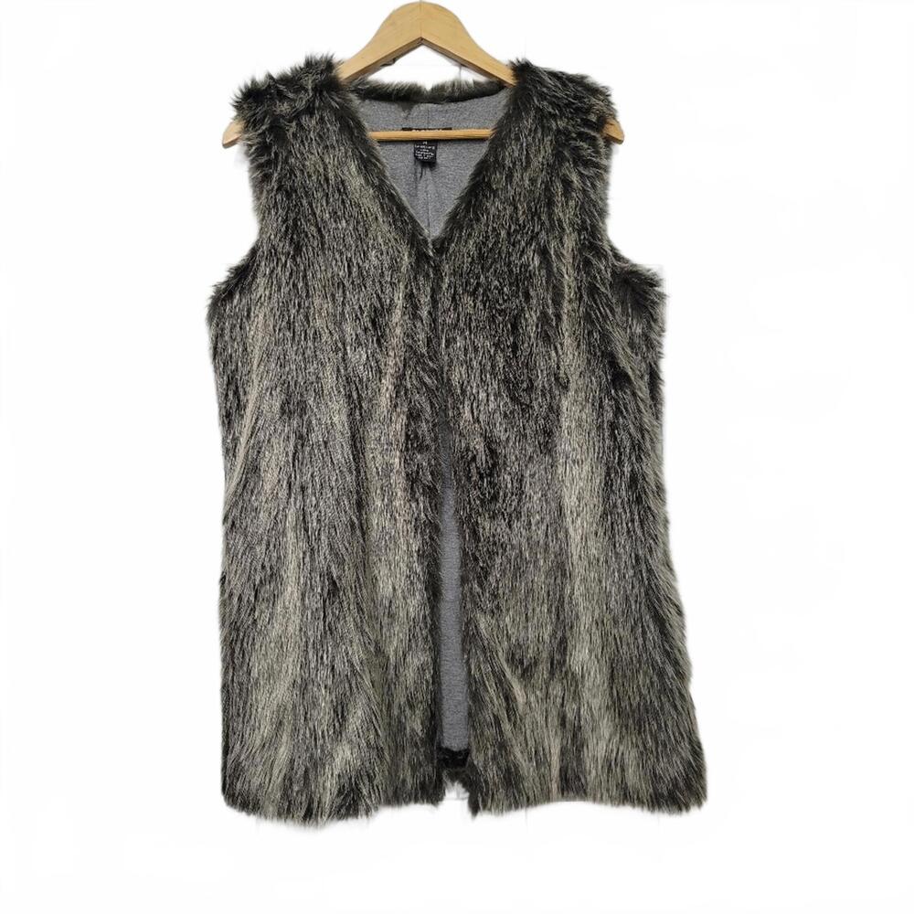 CLOTHES BY REVUE Women’s Faux Fur Vest with Soft Jersey Lining Size M